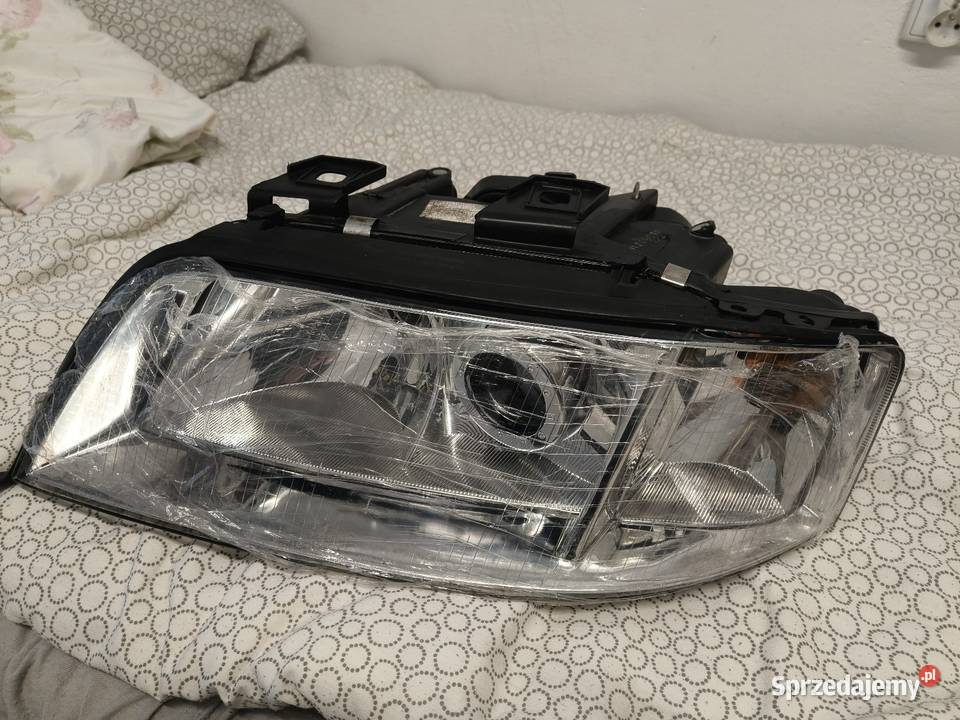 Audi A6 C5 przód lampy Wierzbice