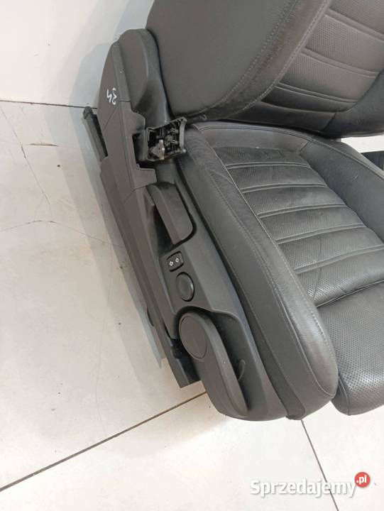 FOTELE PRAWY PASAŻERA SKÓRA PÓŁELEKTRYCZNY Opel