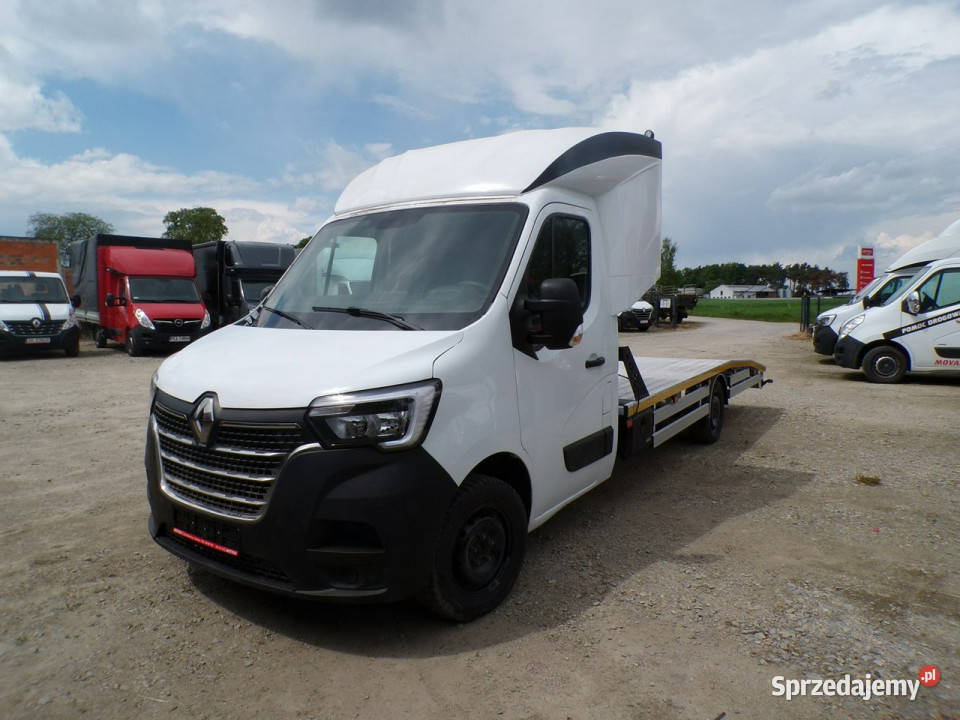 Renault Master auto laweta pomoc drogowa auto