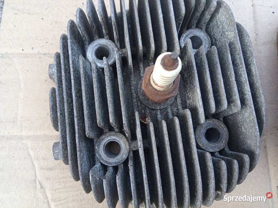 Trabant 601 glowica osobowe Stalowa Wola