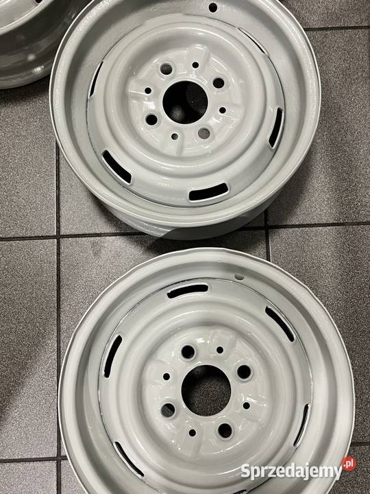 Felgi Fiat 126p renowacji Buk