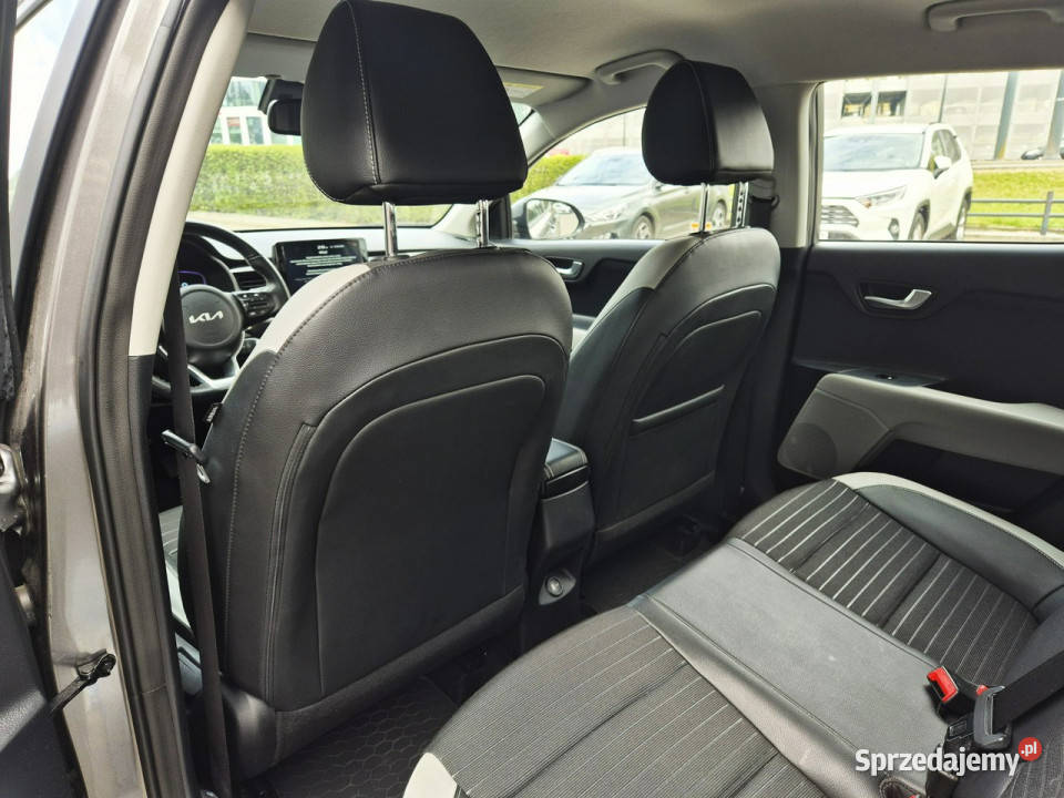 Kia Stonic 10 100 6MT Wersja L Salon Serwisowany asystent pasa ruchu Łódź
