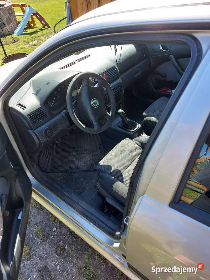 Sprzedam skoda octavia nieuszkodzony