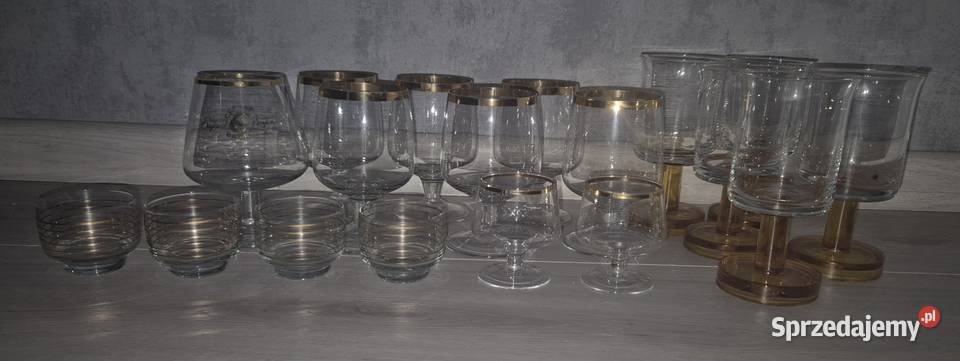 Kieliszki szklanki pucharki PRL Vintage 18 sztuk
