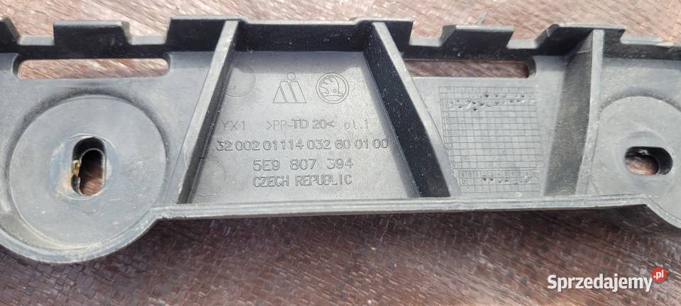 SKODA OCTAVIA III KOMBI ŚLIZG ZDERZAKA PRAWY TYŁ Ruda Śląska