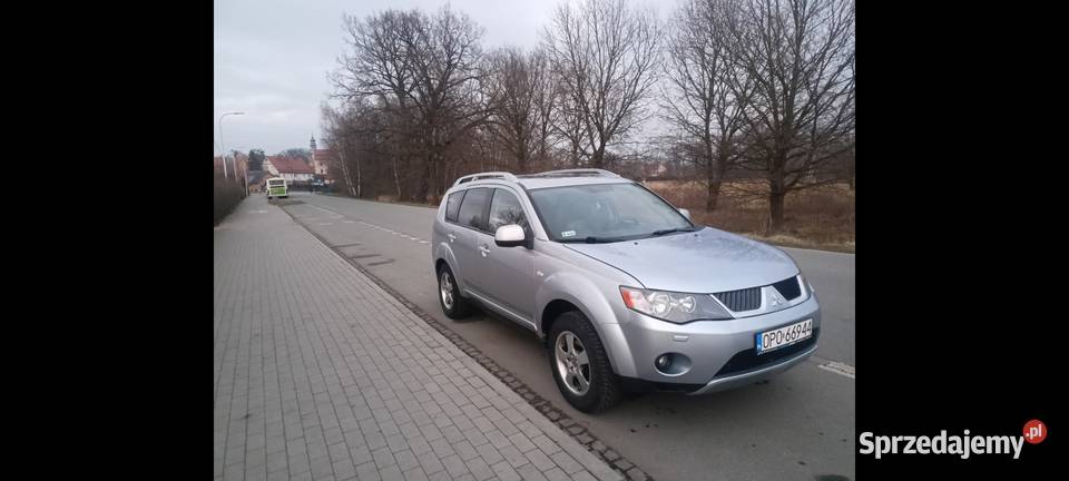 Mitsubishi Outlander II 4X4 2O TDI Niemodlin
