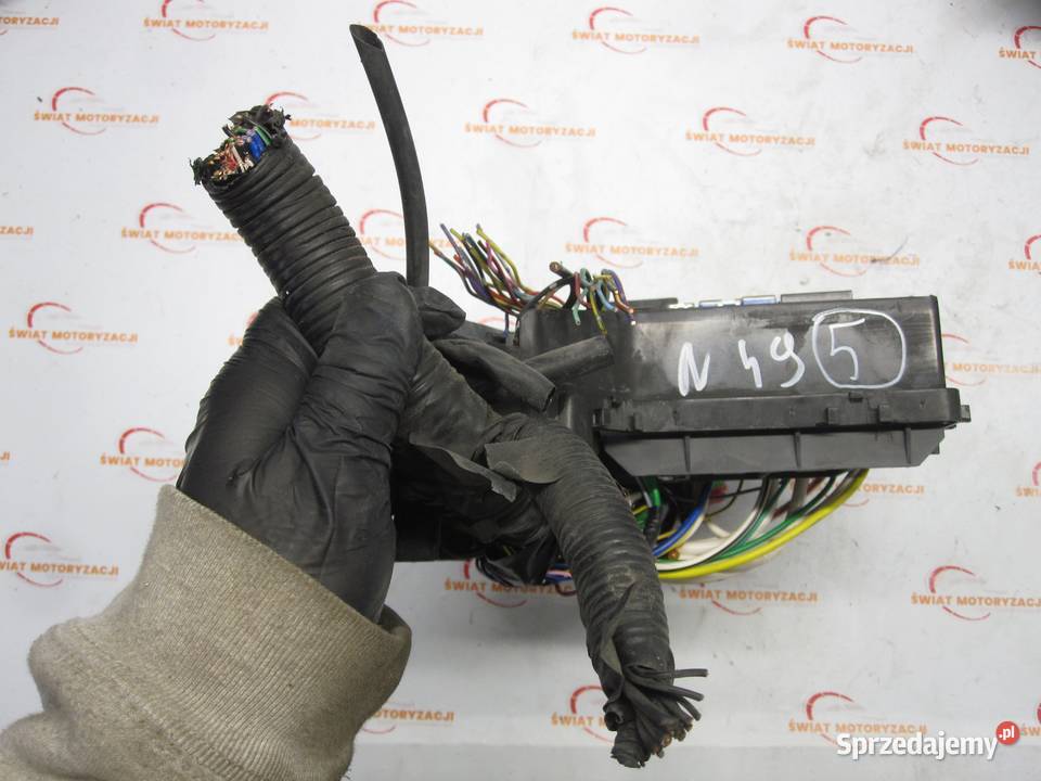 NISSAN QASHQAI I J10 07r skrzynka bezpieczników świętokrzyskie Kielce sprzedam