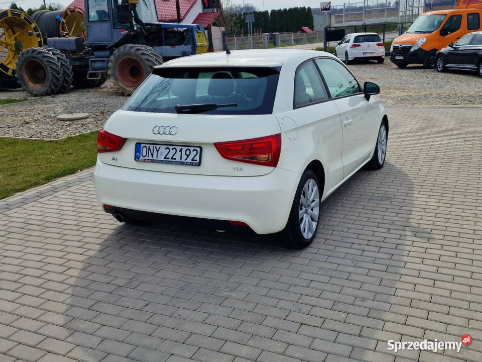 Audi A1 3drzwiowe 16tdi 110 Sport Bixenon Ledy 168000km opolskie Strobice