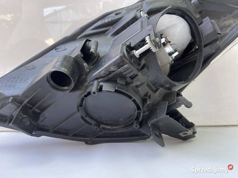 NISSAN 350Z PRAWA OBUDOWA LAMPY wielkopolskie Ostroróg sprzedam