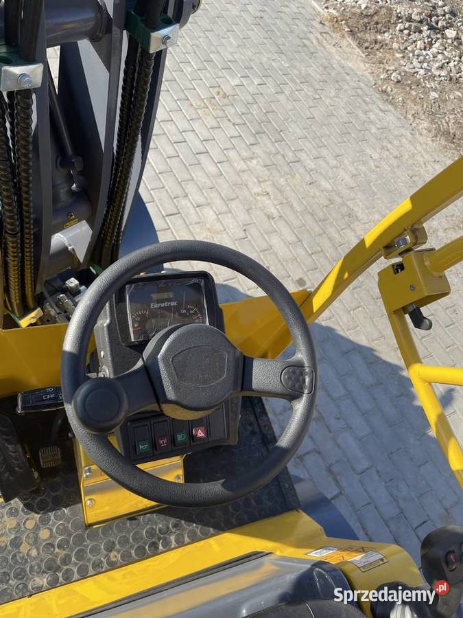 Zwrotna ładowarka Eurotrac W11 Silnik Kubota 26 nieuszkodzony sprzedam