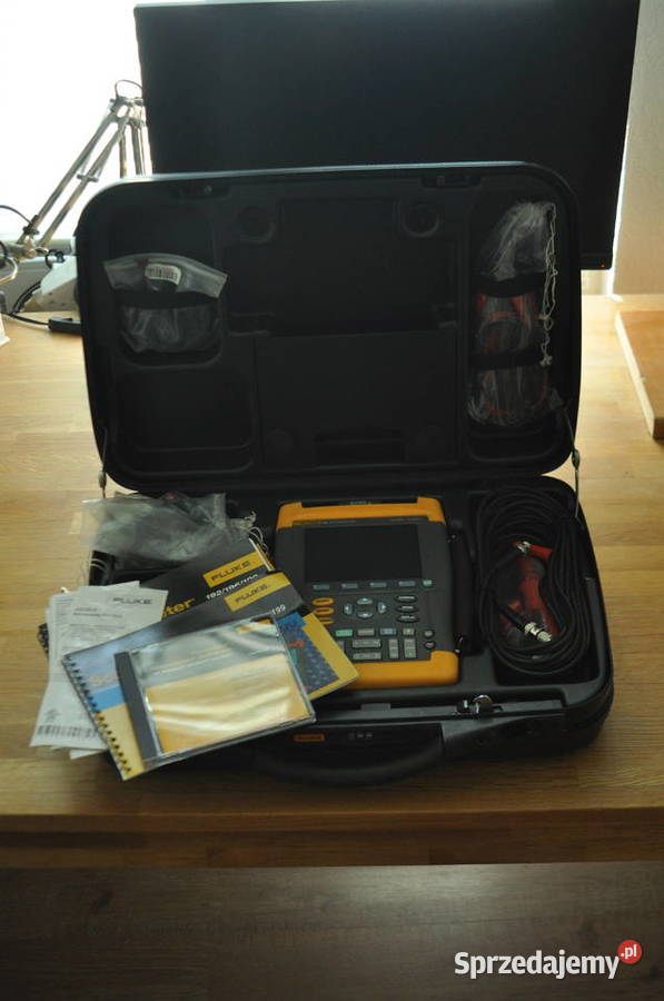 Fluke 199 przenośny Oscyloskop ScopeMeter Osieki