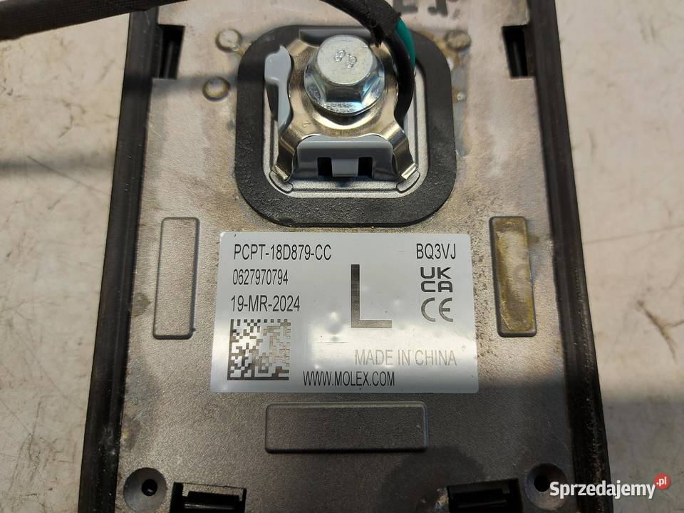 Transit Custom II 2024 antena płetwa dachowa na osobowe