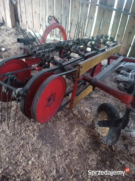 Przetrząsarko zgrabiarka z drugim kompletem Gronków