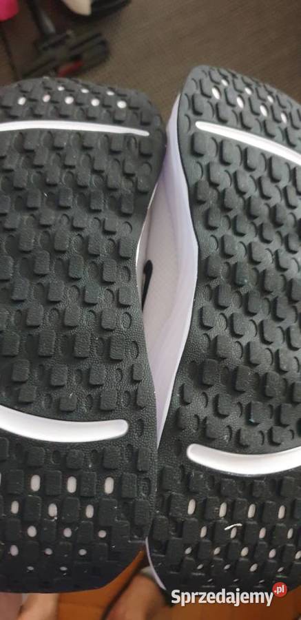 Nike PROMINA Buty treningowe Nowe Rydułtowy