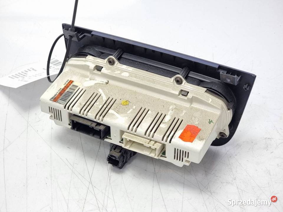 PANEL KLIMATYZACJI FORD FIESTA MK6 6S6T18C612AE Lipno