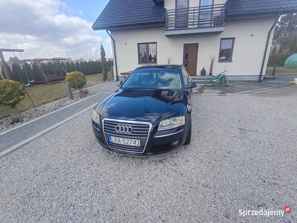 Audi A8 42 Ulan-Majorat