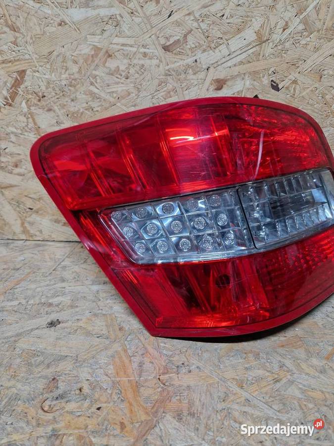 Mercedes GLK X204 Lampa lewy tył led 2048202564 osobowe Kopacz