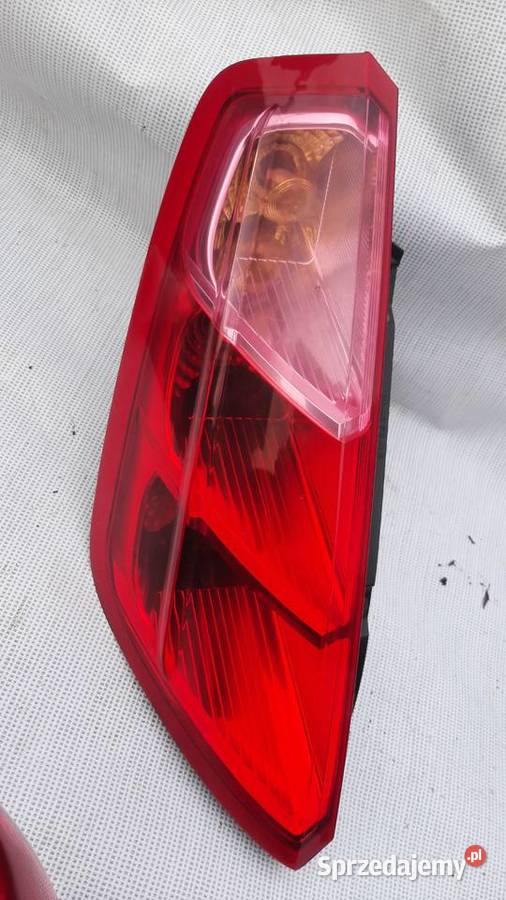lampa tylna lewa FIAT GRANDE PUNTO 3 i 5 drzwi Dębno