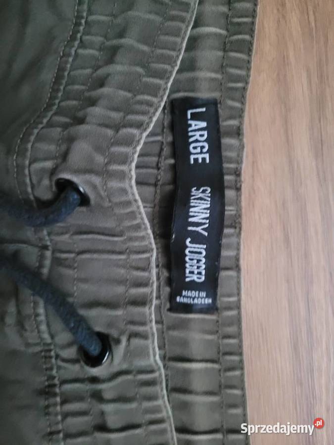 Joggery męskie L Rozmiar L sprzedam