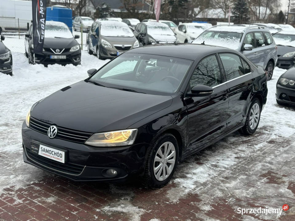 Volkswagen Jetta Salon Polska Gwarancja Super gniazdo AUX Motoryzacja Sade Budy