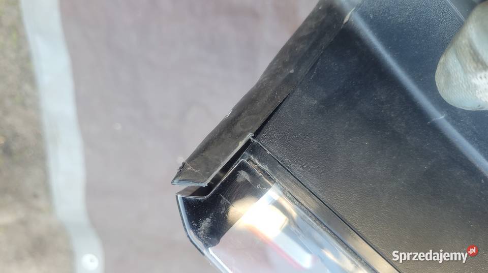 LAND ROVER DISCOVERY SPORT L550 LED LAMPA LEWA Ruda Śląska