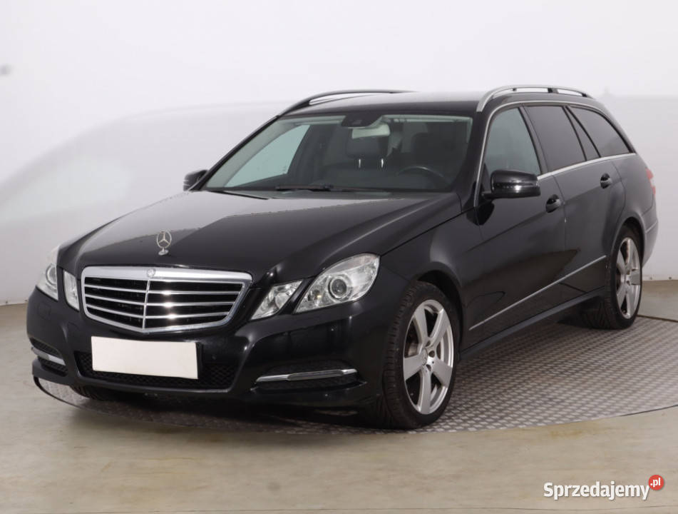 Mercedes E E 200 Piaseczno