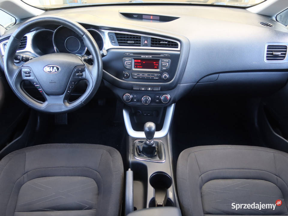 Kia Ceed 14 CVVT gniazdo USB sprzedam