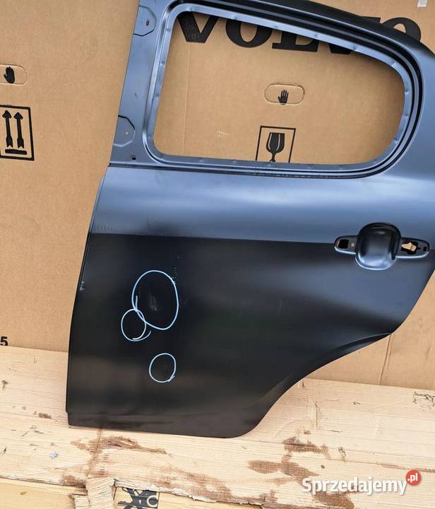 Drzwi lewe lewy tył tylne Peugeot 108 1687145180 osobowe