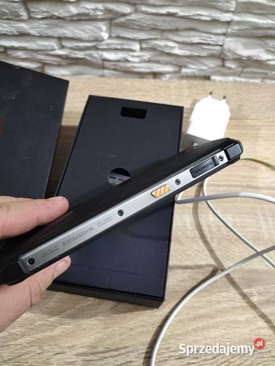 Smartfon pancerny wodoodporny NFC Drzycim