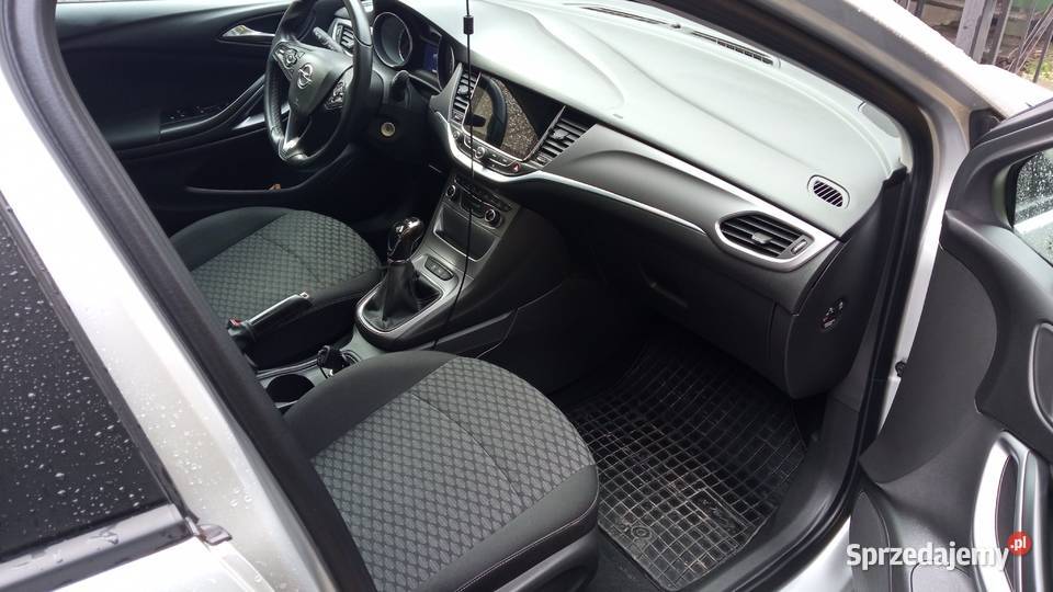 Opel astra K 16 16r 110KM sprzedam