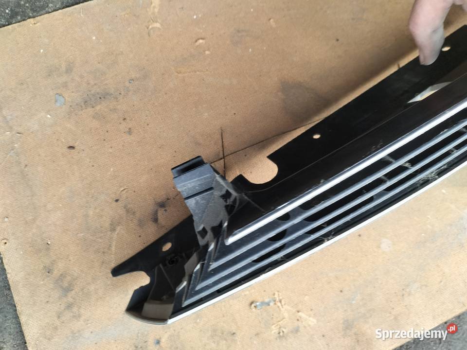 GRILL ATRAPA RENAULT LAGUNA II sprzedam