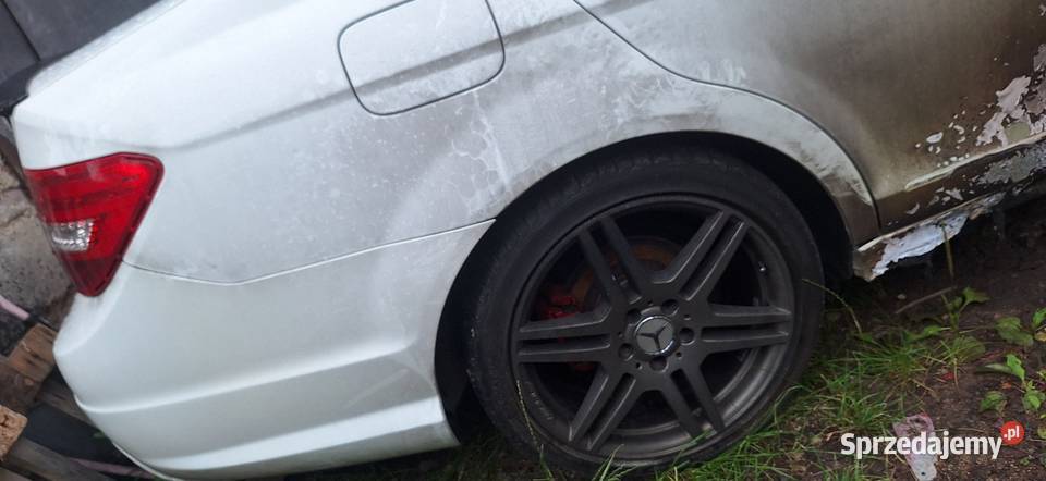 Mercedes w204 części biały Wałbrzych