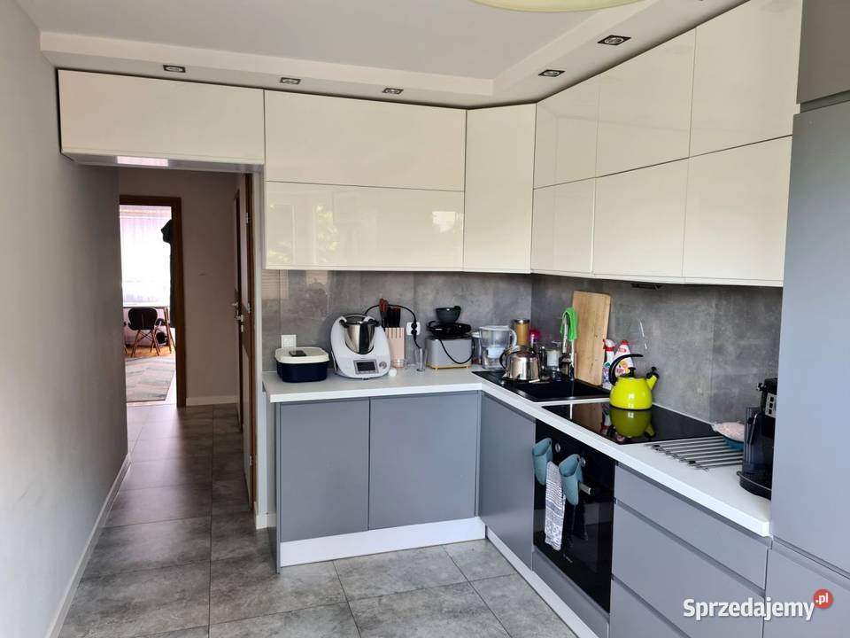 4pok 94met Ołtaszyńskiej 2 POZIOMYGARAŻ Wrocław Liczba pokoi 4