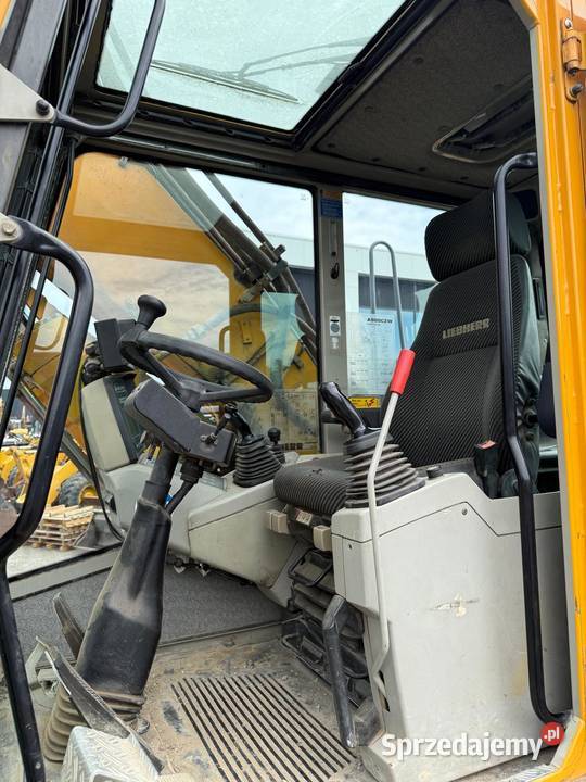 Koparka kolowa kolejowa Liebherr A 900 C ZW Warszawa