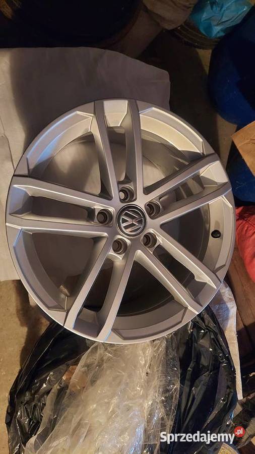 Alufelga VW 5G0601025AP 17 75J ET 49 5x112 sprzedam