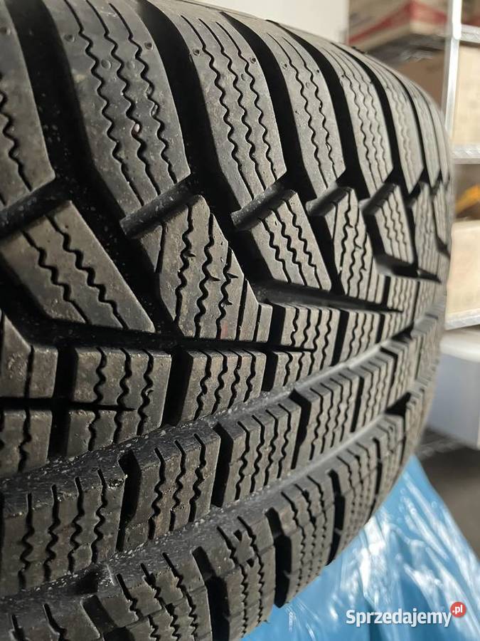 Opony zimowe HANKOOK 2156517 Lesznowola sprzedam