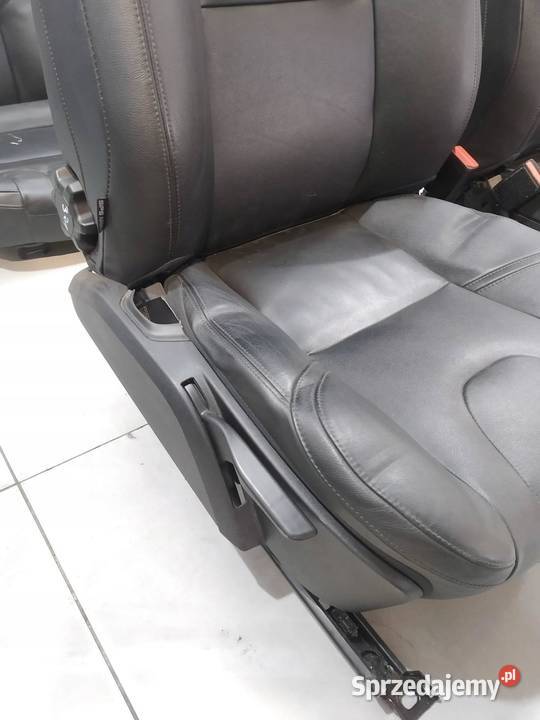 FOTELE KANAPA BOCZKI SKÓRA Volvo V40 II 20122019 świętokrzyskie sprzedam