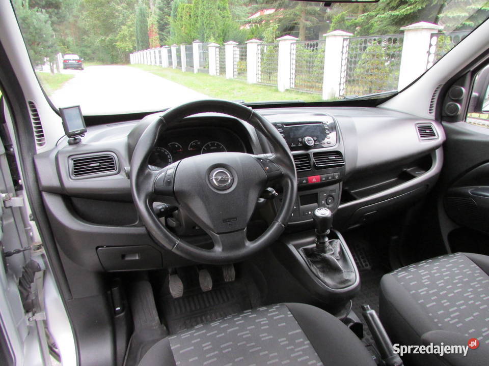 Opel Combo 16 CDTI Napęd przednia oś Końskie