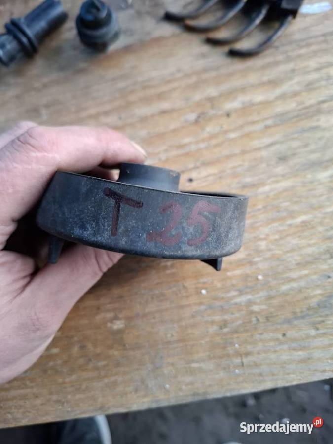 Zaślepka dekiel osłona lampy 9922680008 Avensis osobowe Przyborów