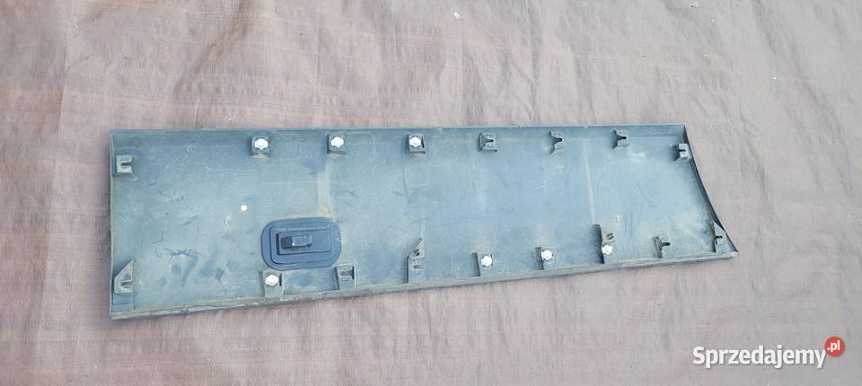 LISTWA DRZWI PRAWY PRZÓD VW CRAFTER II Karoseria Ruda Śląska