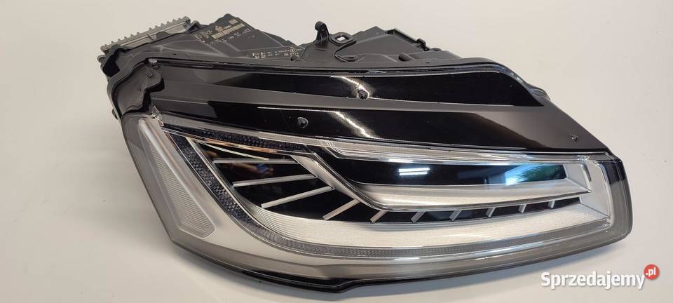 AUDI A8 D4 LAMPA PRAWY PRZÓD MATRIX 2016