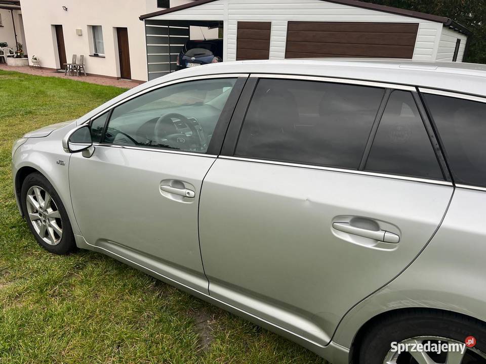 Toyota Avensis T27 Kombi 2010 Diesel 22 DCat 150 Czersk