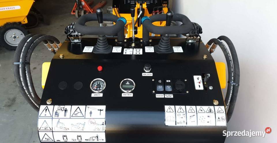 Nowa Mini ładowarka kołowa 323S BRIGGS 23 nie Rzeszów