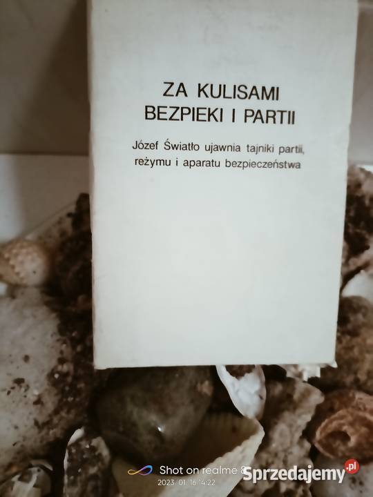 Światło książki kulisami bezpieki księgarnia Warszawa