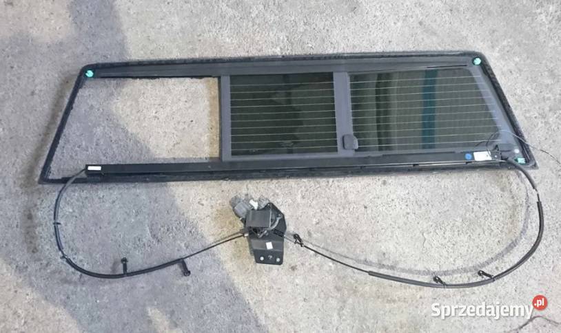 Szyba tylna RAM 1500 2019 roku uszkodzona Zielęcice
