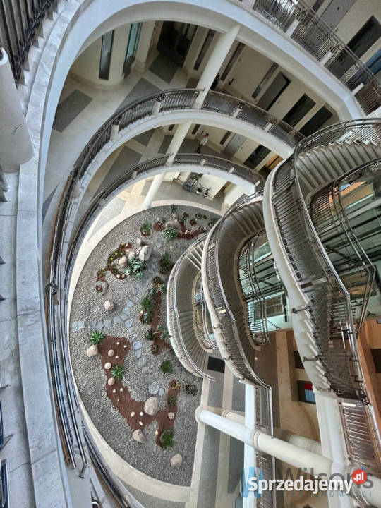 Wynajmę lokal 965m2 Warszawa