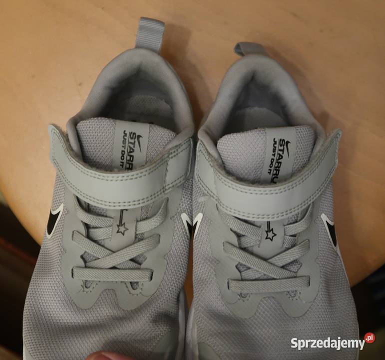 Buty chłopca firmy NIKE model Star Runner 3 34 chłopiec mazowieckie Siedlce