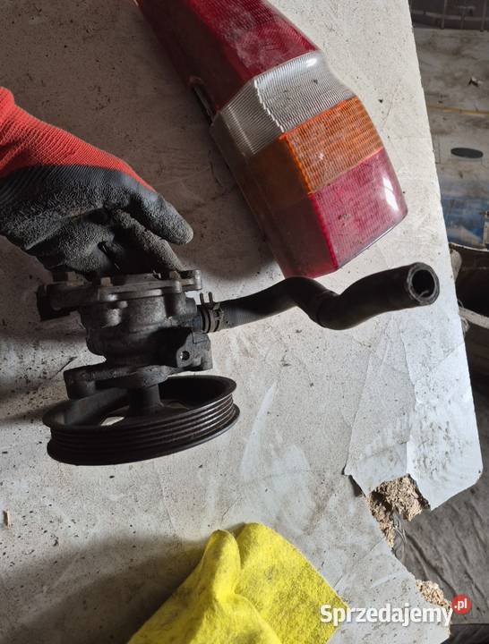 Pompa wspomagania kierownicy hydrauliczna Jawor sprzedam