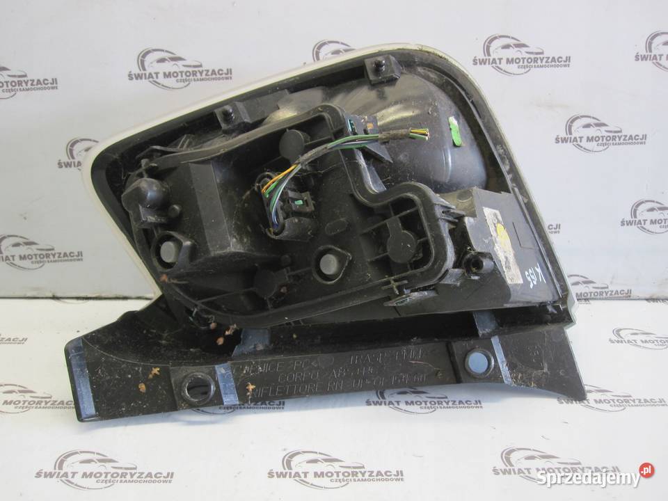 FIAT 500 09r lampa lewa tył ANGLIK 51885545 sprzedam