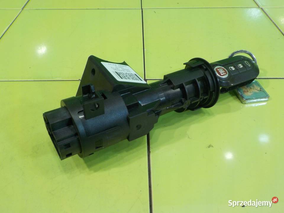 FIAT PANDA III 15r 5D stacyjka z kluczykiem Suków